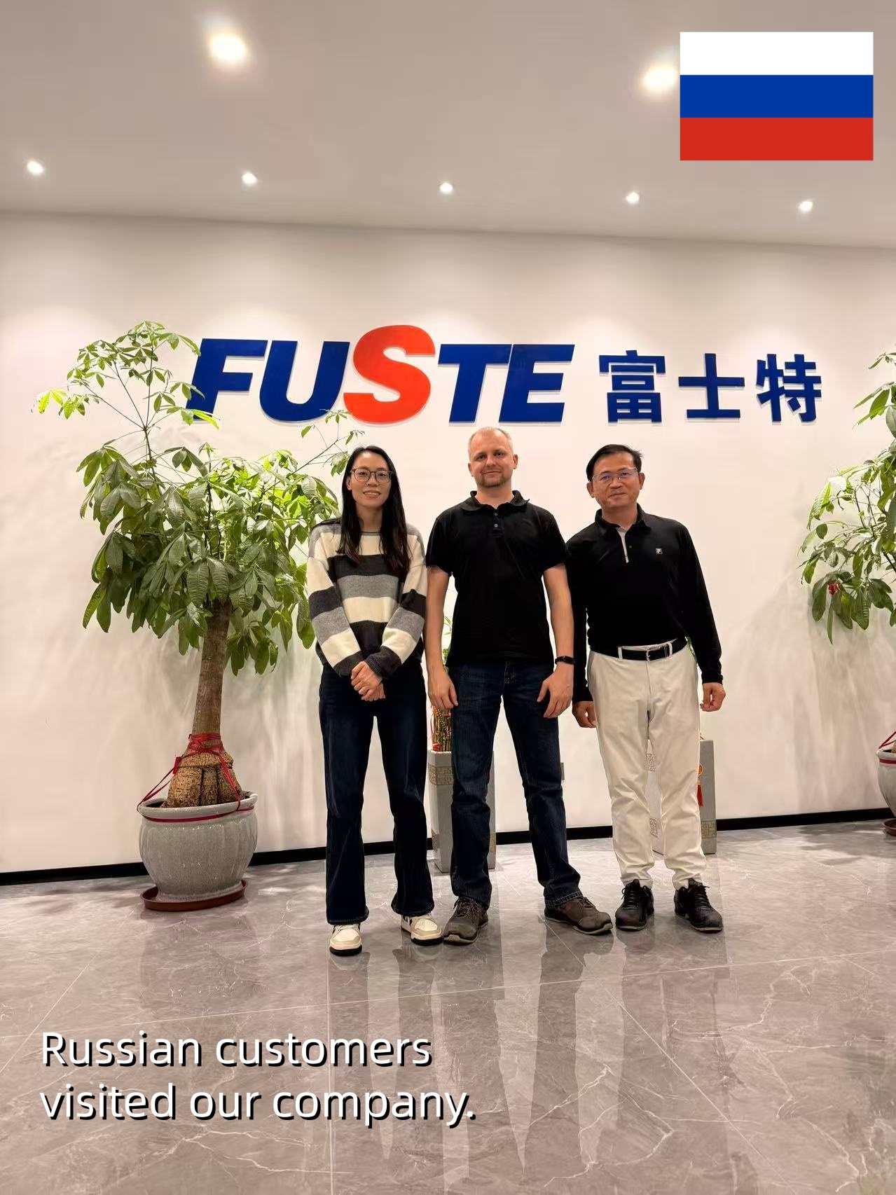 Russian Customers Visited Our Company