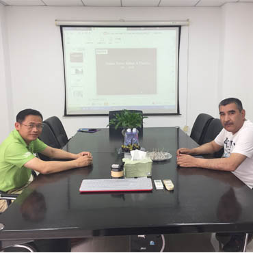 Welcome friends from Uzbekistan to visit our company